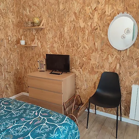 Charmant Studio Avec Jardin Au Coeur De La Nature Salles  Exterior photo